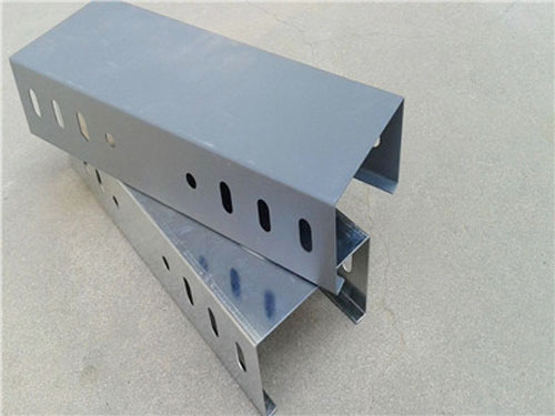 復(fù)合型電纜橋架型號從結(jié)構(gòu)上如何區(qū)分？